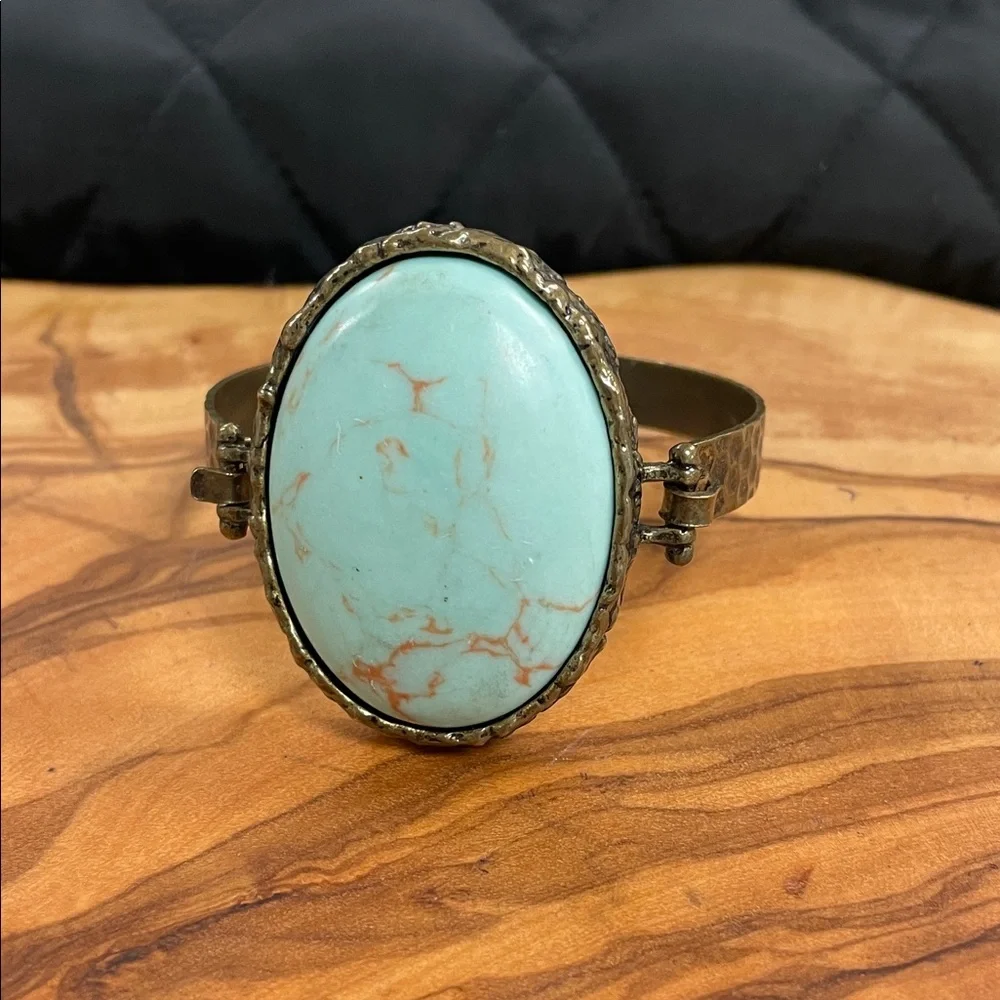 Antique Gold Tone Hammered Hinged Band Bracelet